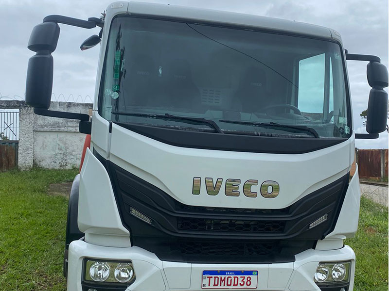 Coleta e Transporte de Efluentes Oleosos